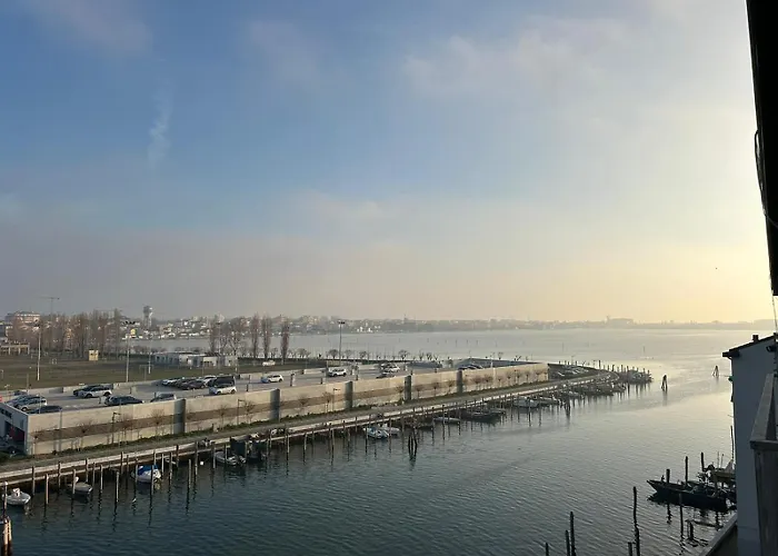 Clodia Skyline * Chioggia